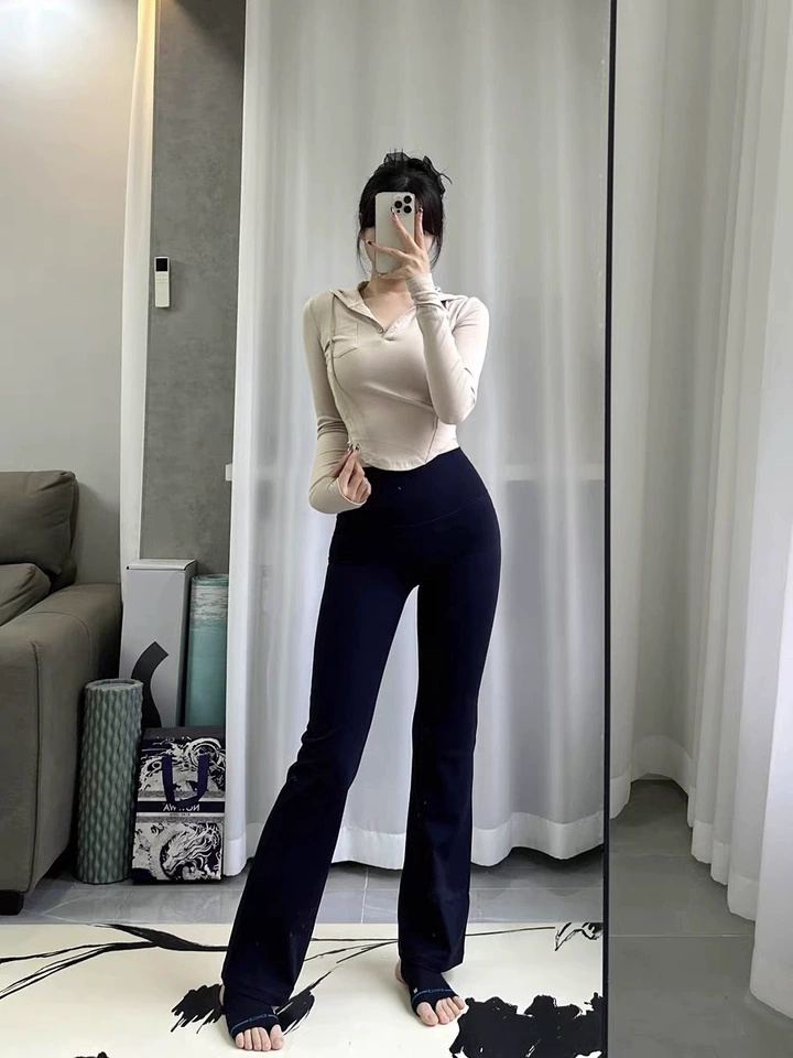 玛雅一片式塑型青春裸感微喇瑜伽裤高腰美臀弹力显瘦紧身阔腿裤