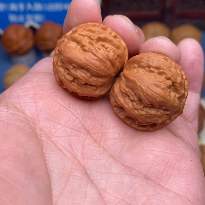 文玩核桃吊坠小霸王龙