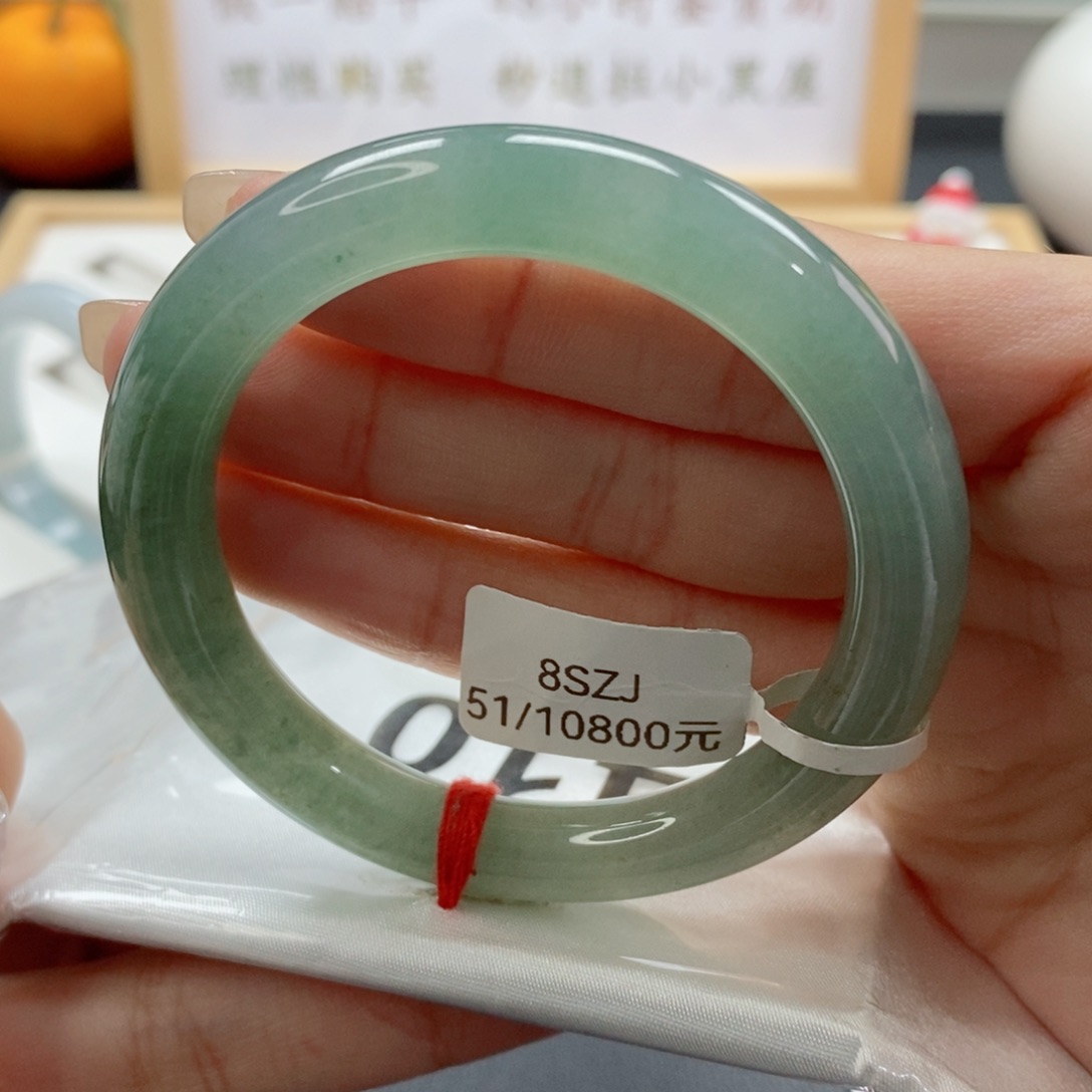 翡翠手镯未镶嵌天然A货翡翠手镯