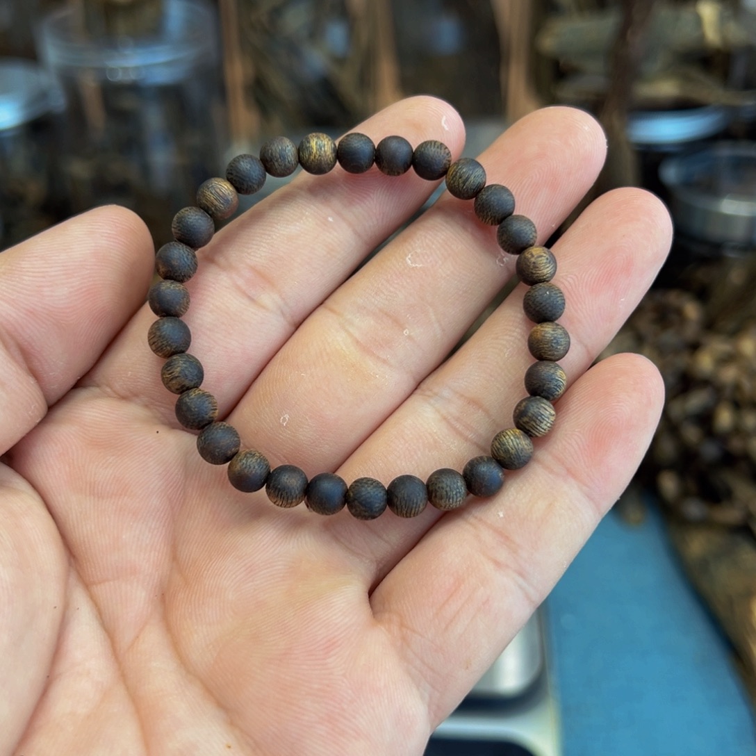 沉香沉香碎屑奇楠沉水06/多圈17克圆珠