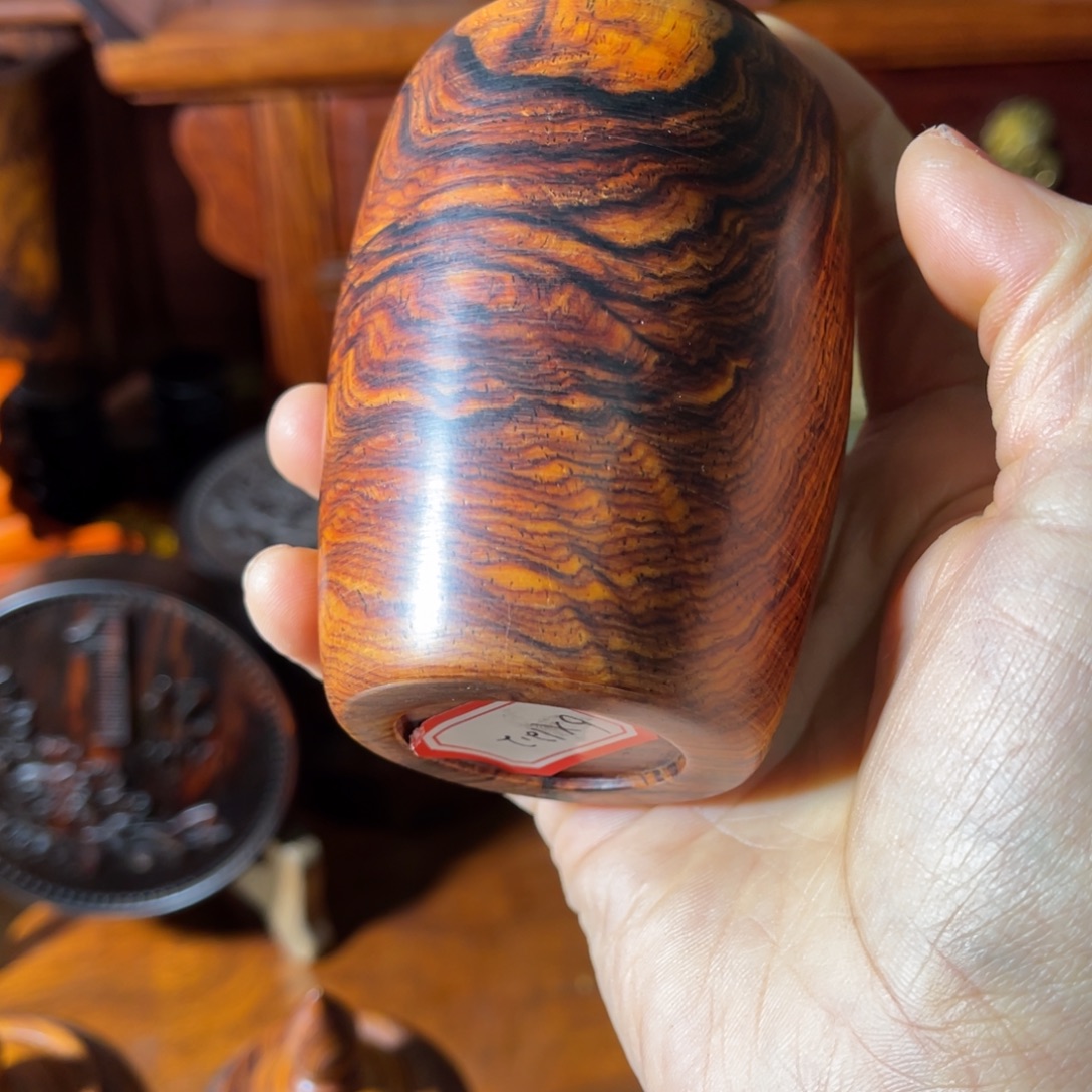 文***子微凹黄檀材料的茶叶罐