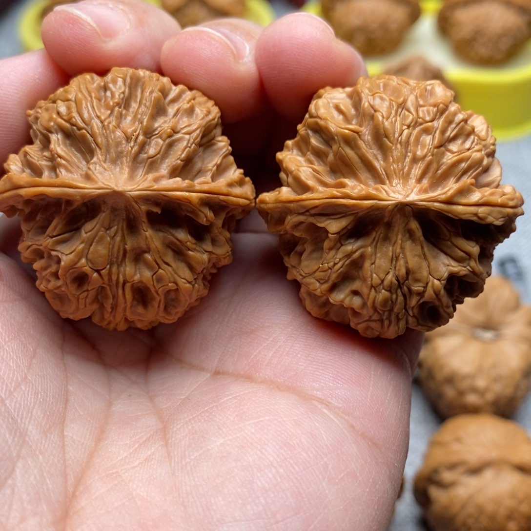 文玩核桃把件38全品苹果园