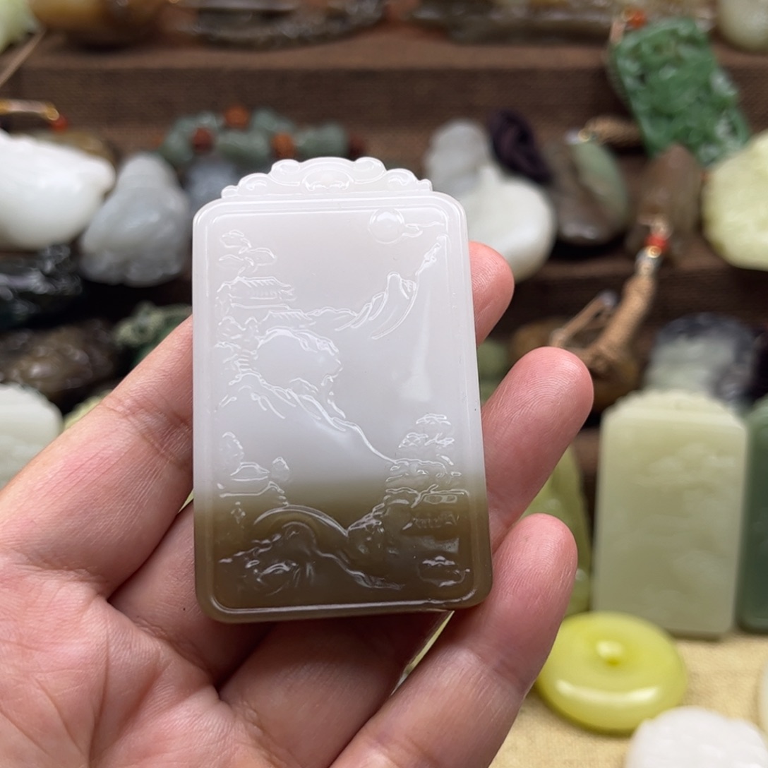 和田玉未镶嵌颈饰