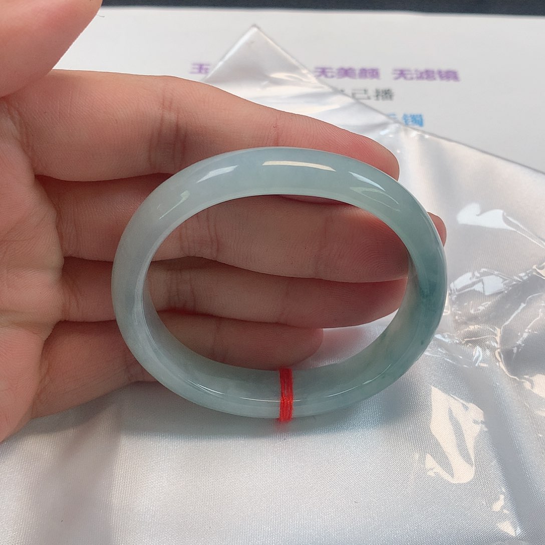 翡翠手镯（贵妃镯）未镶嵌322号