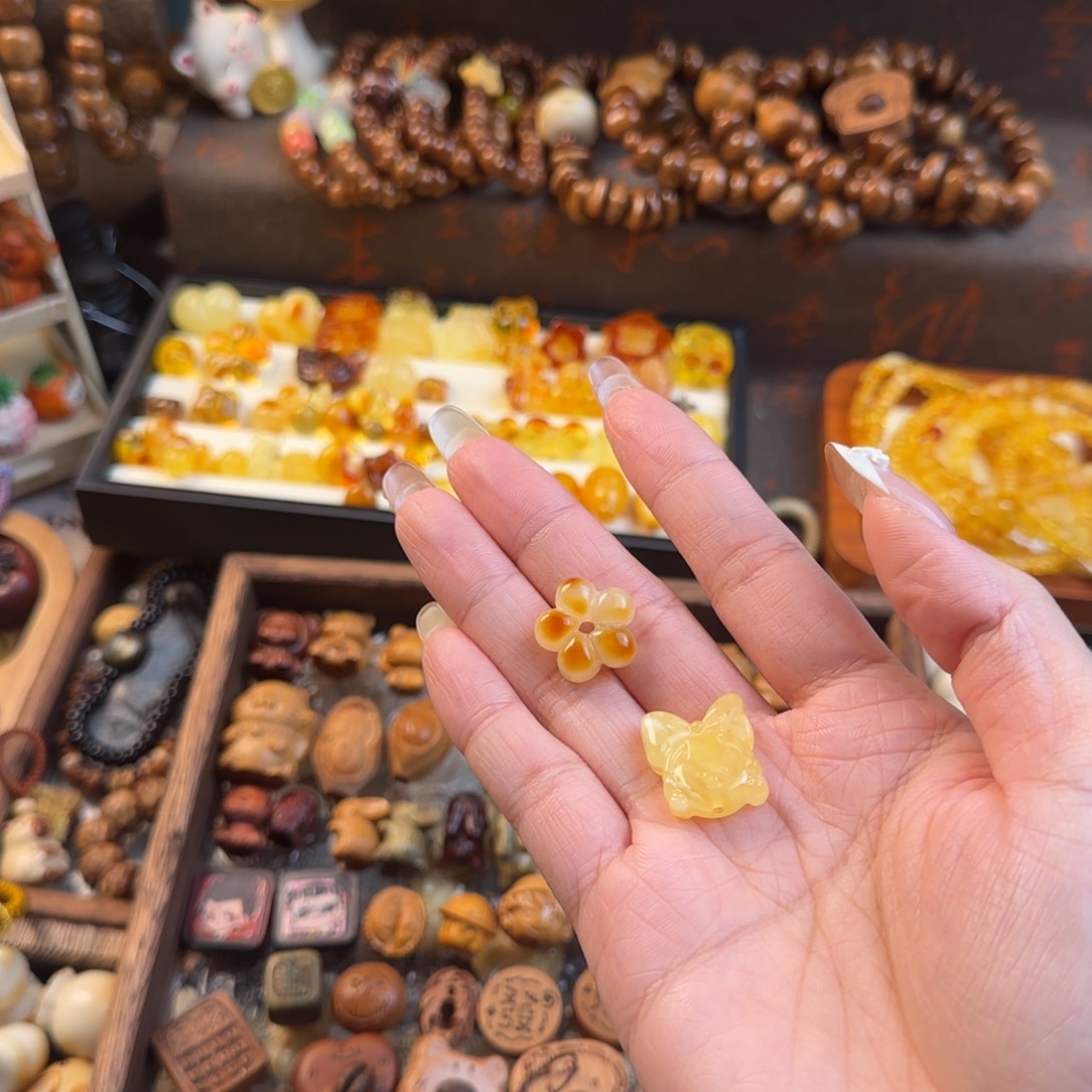 夏***年吊坠菩提根/象牙果花花+多妹+流苏