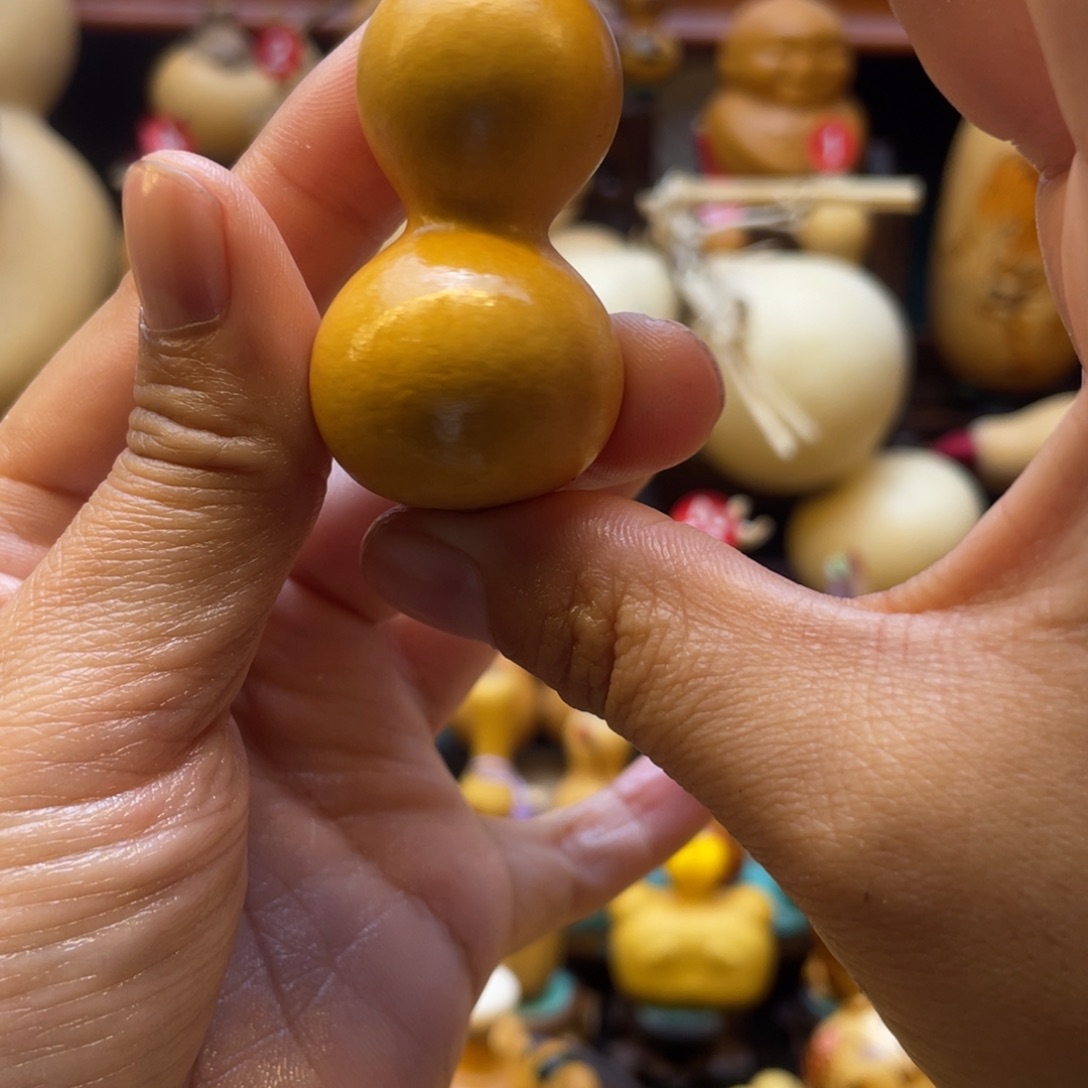 笑**生葫芦等多种颜色的花鸟画作品在