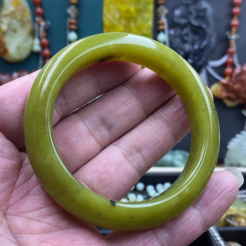 【闪购商品】未镶嵌岫玉手镯56