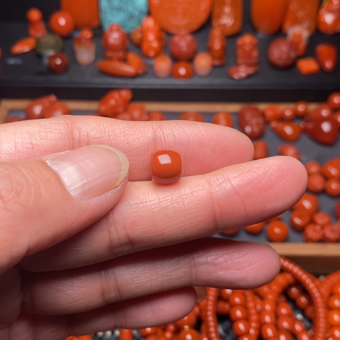 南红玛瑙配饰8.3未镶嵌虫**敌