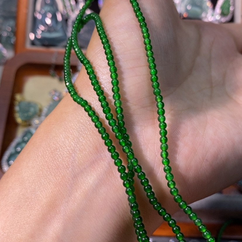 【闪购商品】翡翠未镶嵌颈饰