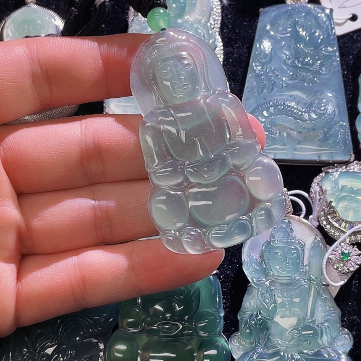 翡翠颈饰未镶嵌58，