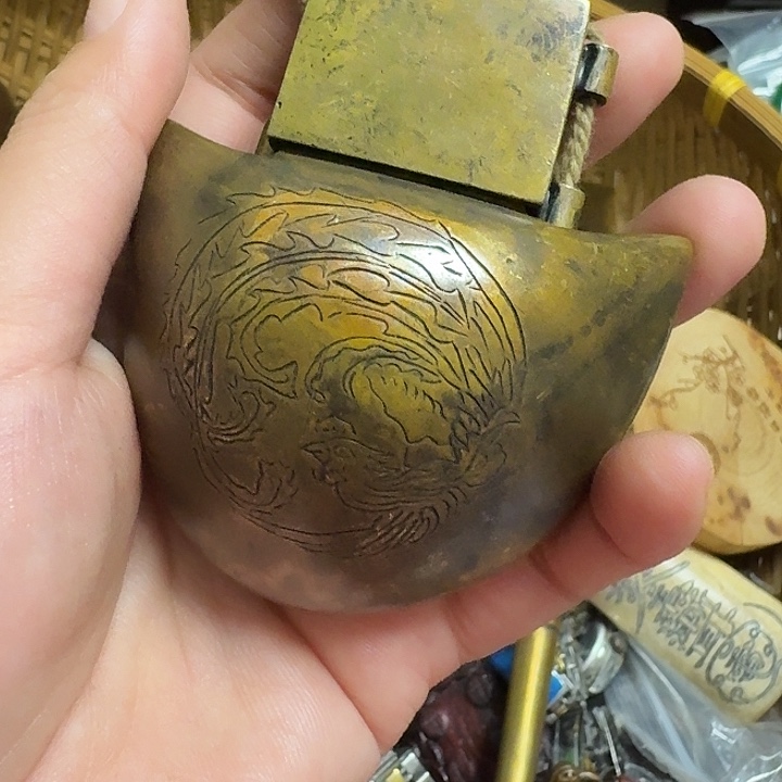 万***情黄铜工艺品手串制作技艺