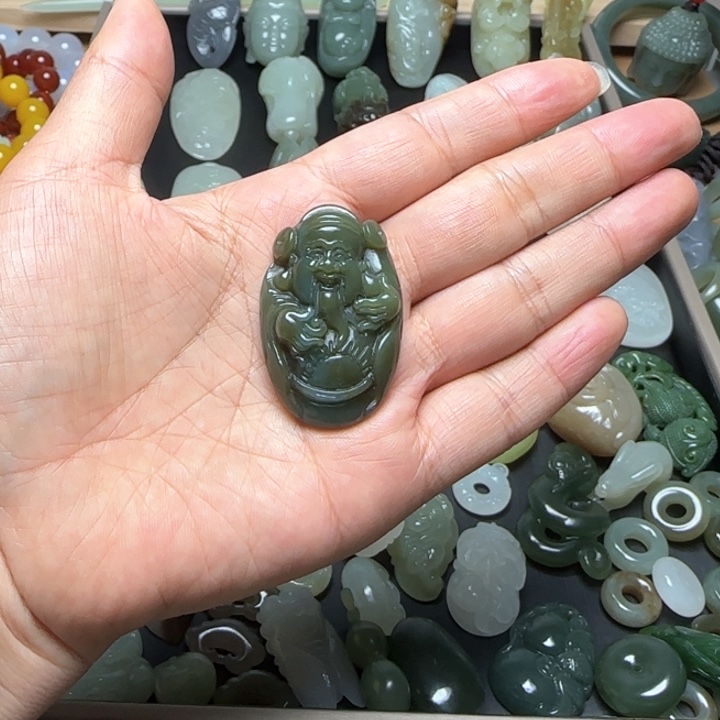 和田玉挂件未镶嵌