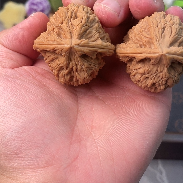 把件文玩核桃南疆石