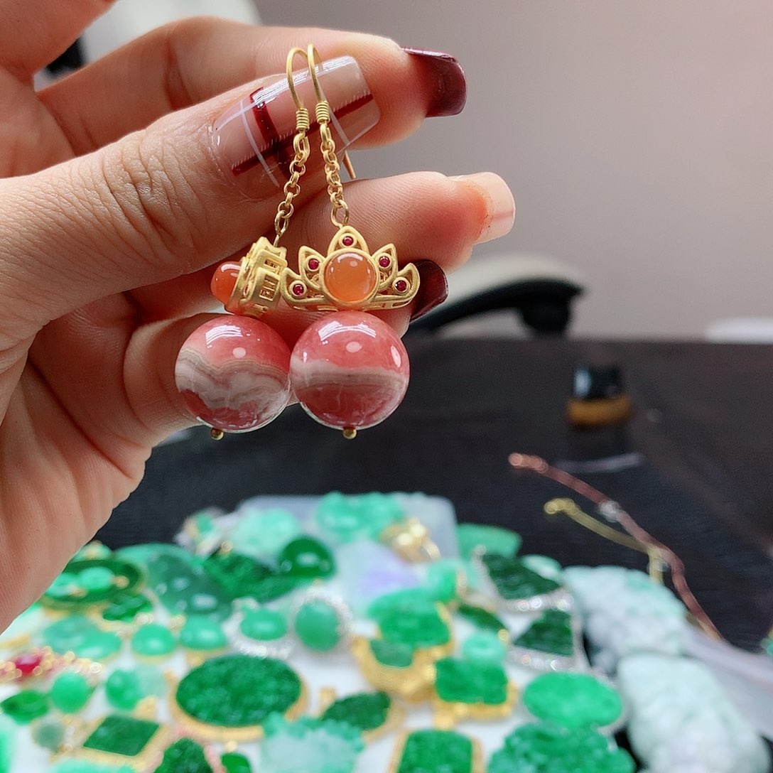 【闪购商品】翡翠耳饰未镶嵌，