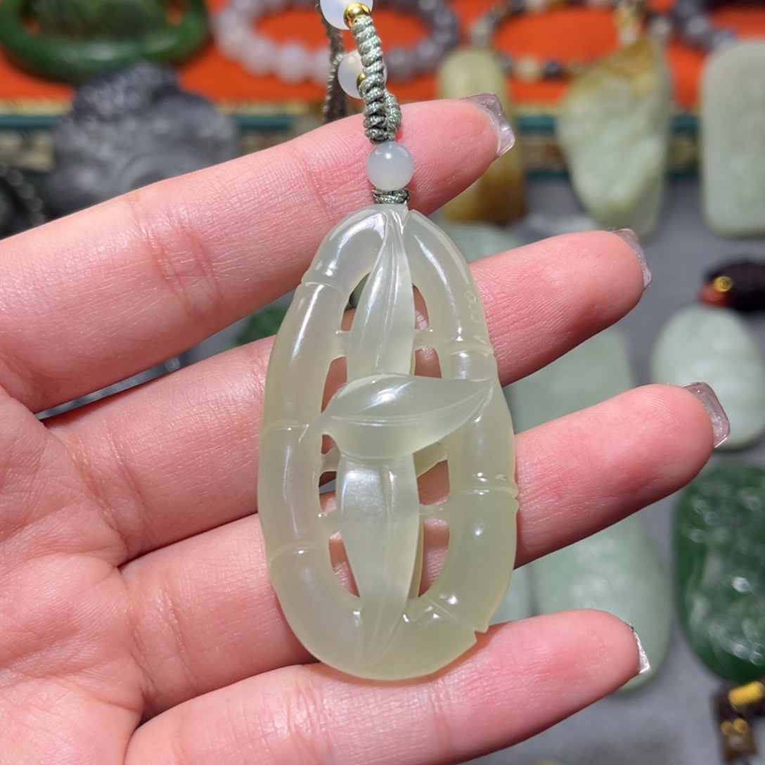 和田玉挂件未镶嵌