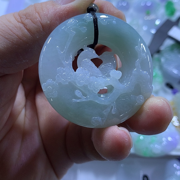 翡翠未镶嵌颈饰天然翡翠A货吊坠