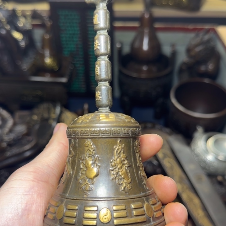 铜器把玩摆件链接