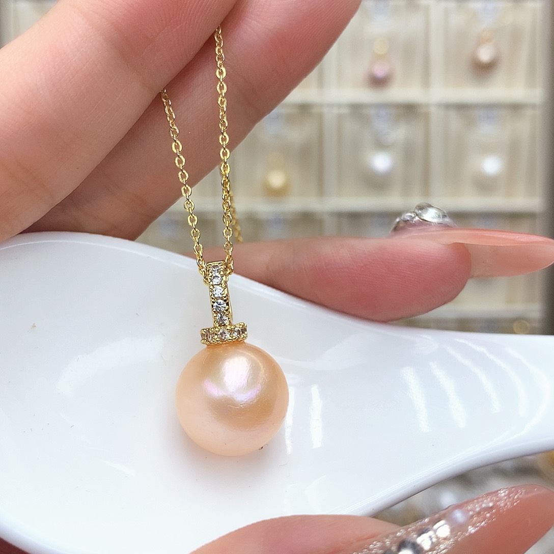 淡水珍珠合金吊坠(赠链)