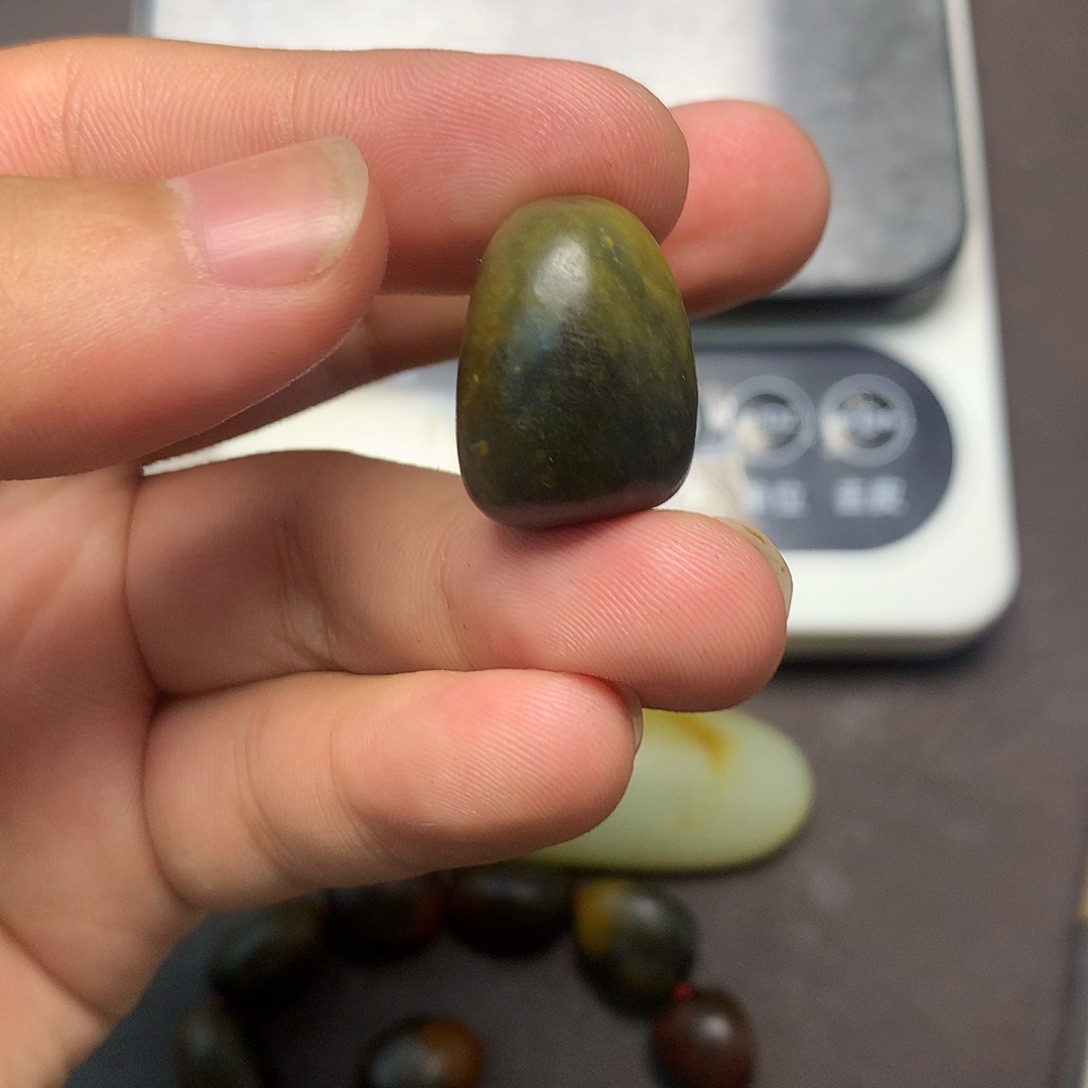 和田玉（糖玉）未镶嵌挂件