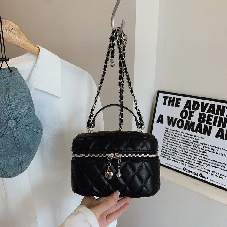 轻奢百搭高级感气质时尚斜挎女士包新品A66