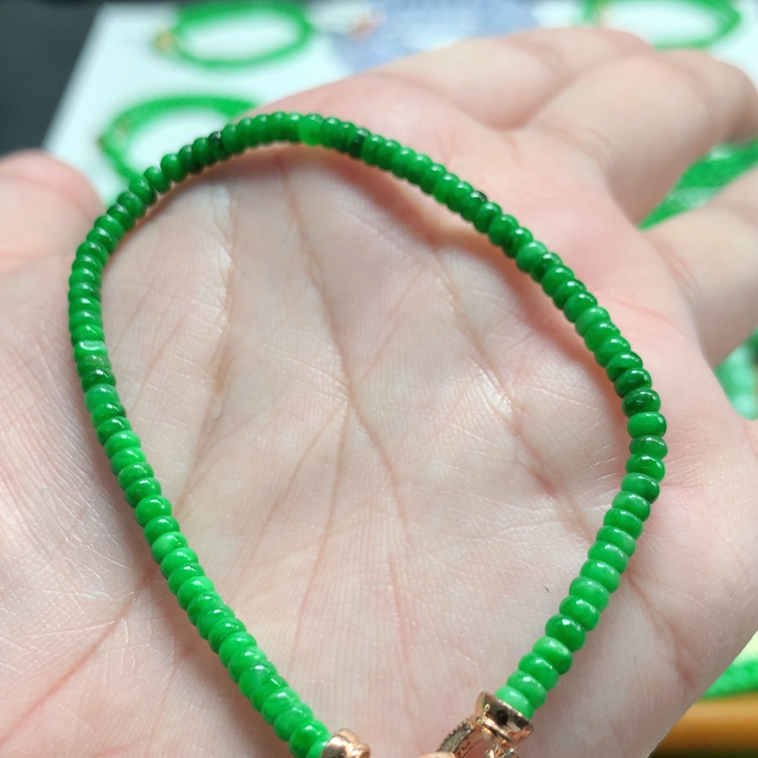 翡翠未镶嵌手链翡翠