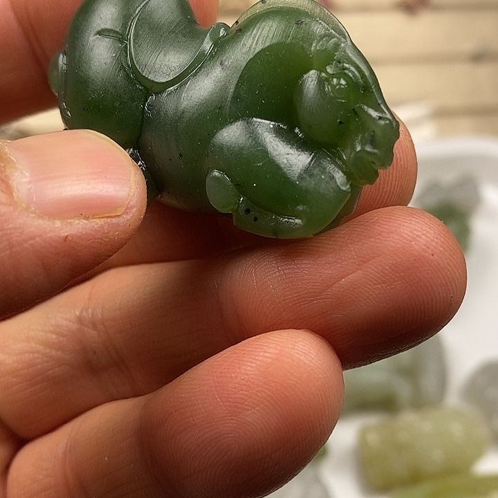 和田玉（碧玉）未镶嵌颈饰