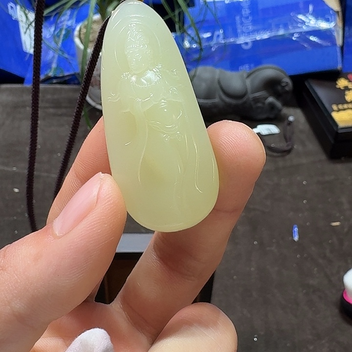 未镶嵌和田玉（糖玉）车挂