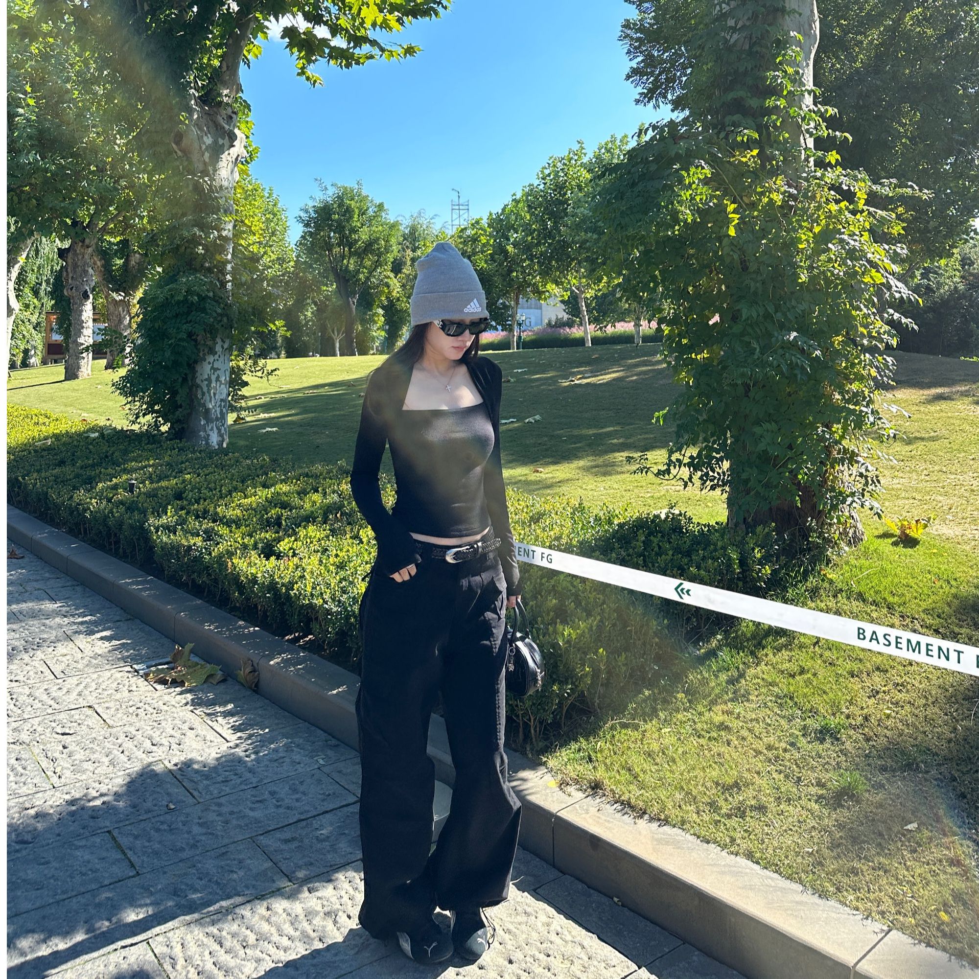 LA 黑色 重工多口袋 可束口工装牛仔裤 25593