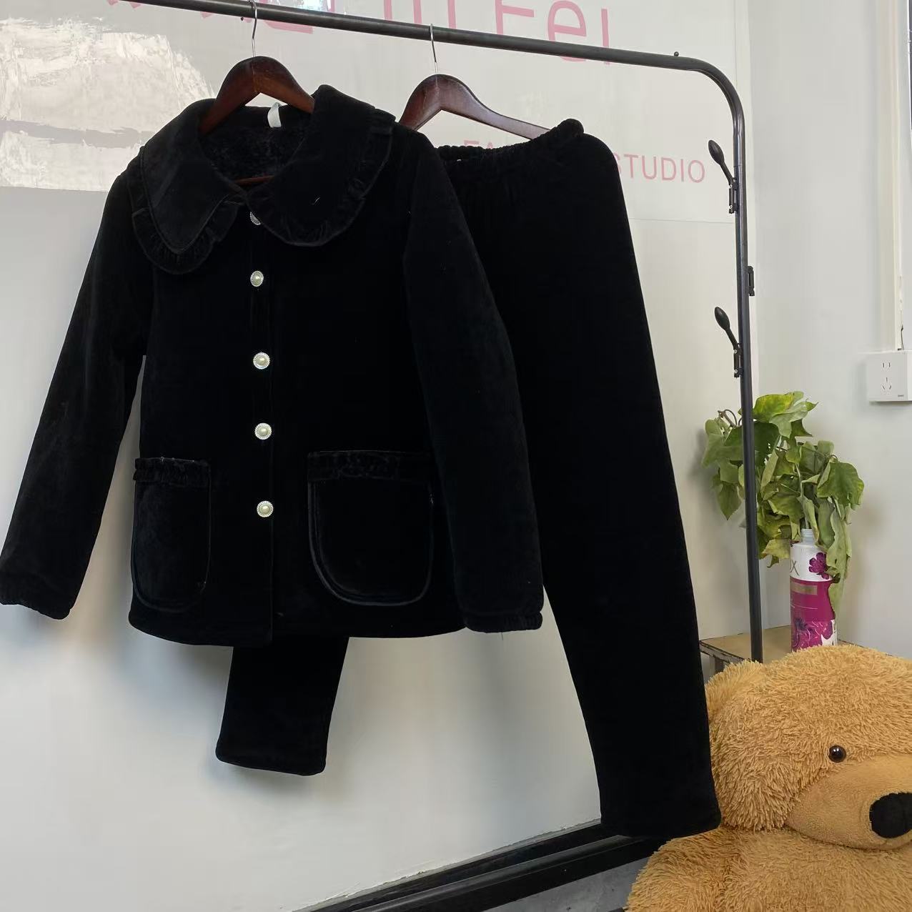 2025新款黑色娃娃领加绒加厚可外穿冬季女款睡衣秋冬家居服套装