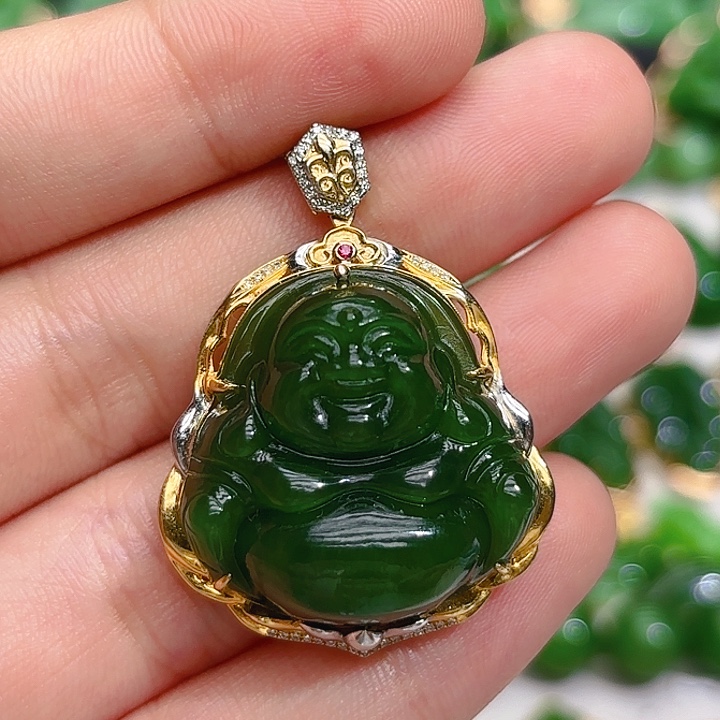 和田玉（碧玉）颈饰18K金镶嵌