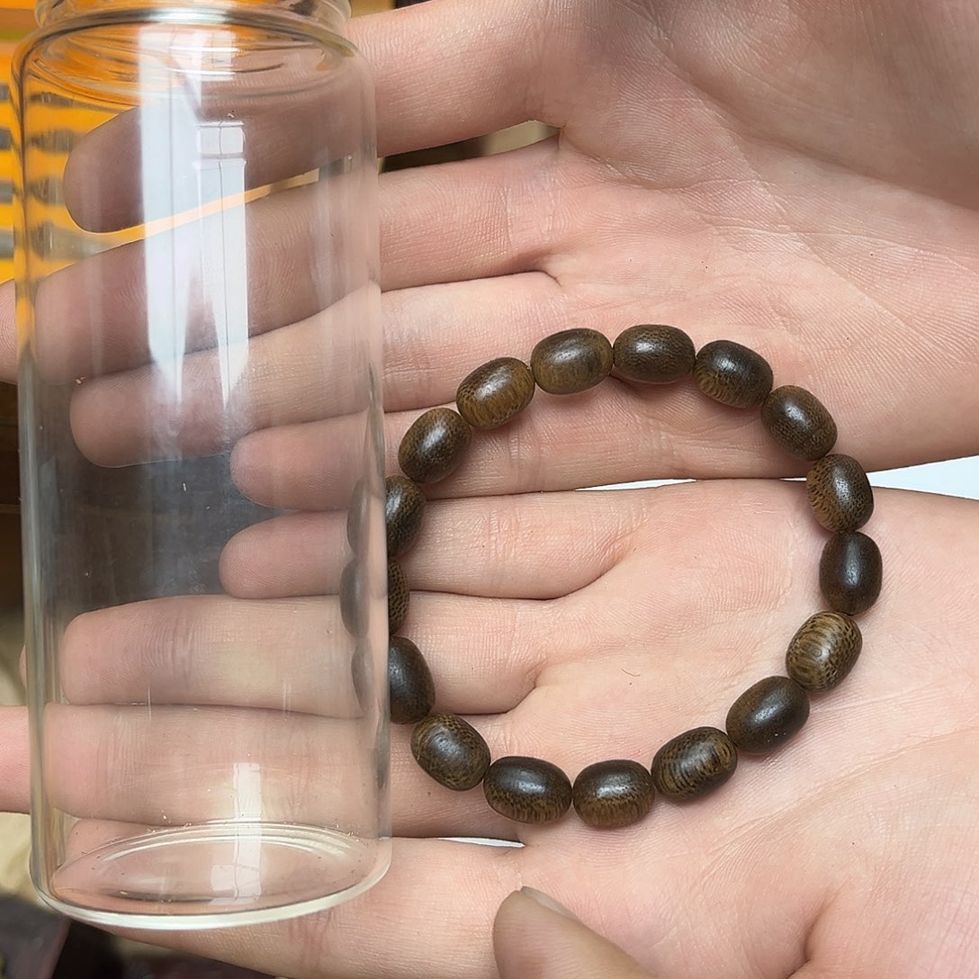 大叶紫檀（黑酸枝木类）