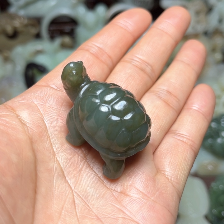 未镶嵌和田玉（糖玉）珠宝奇石