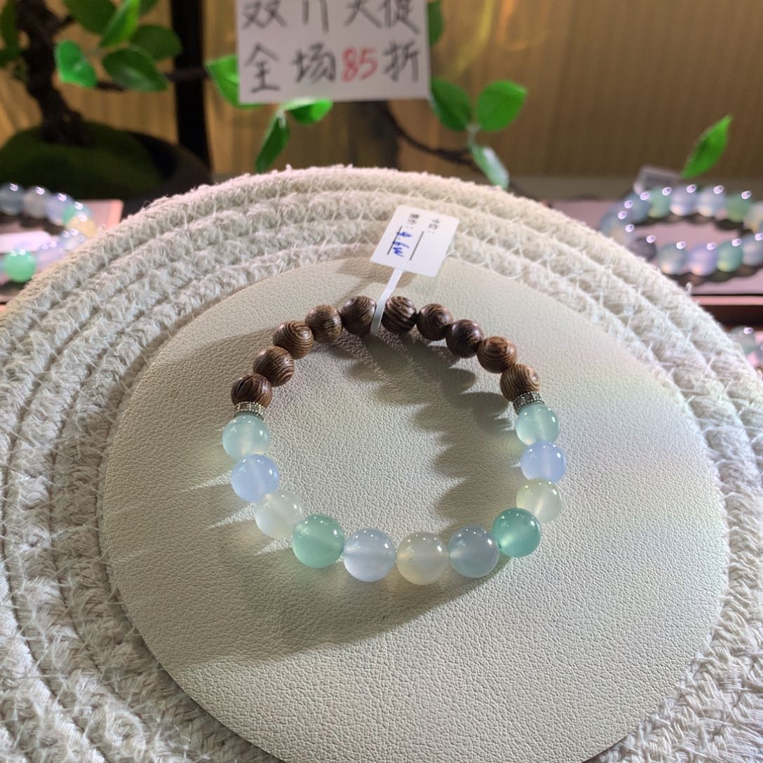 散珠翡翠天然缅a卡9mm高冰半串