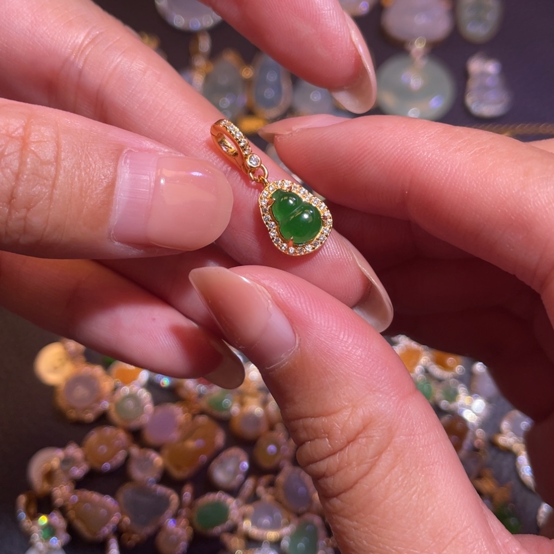 翡翠银S925镶嵌颈饰