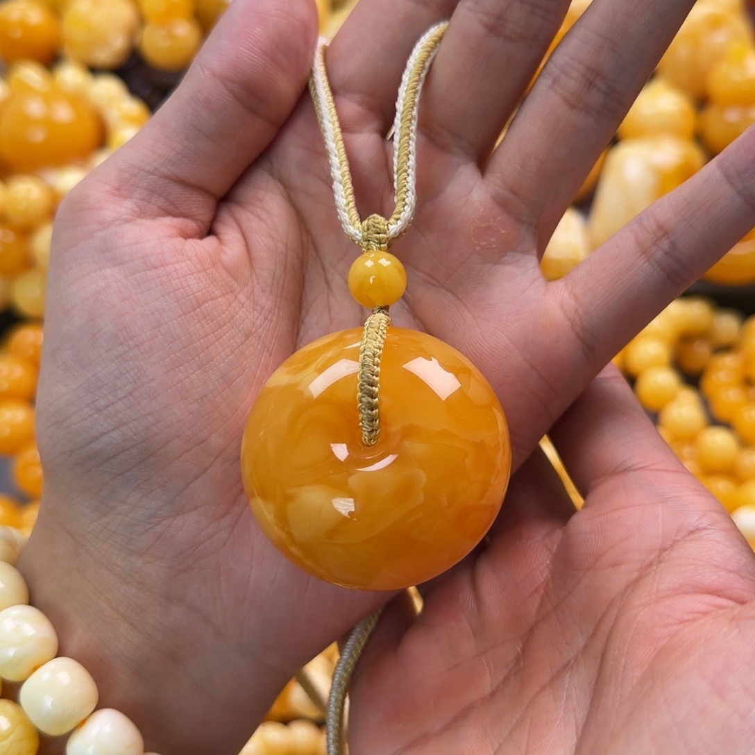 琥珀未镶嵌珠宝奇石35g