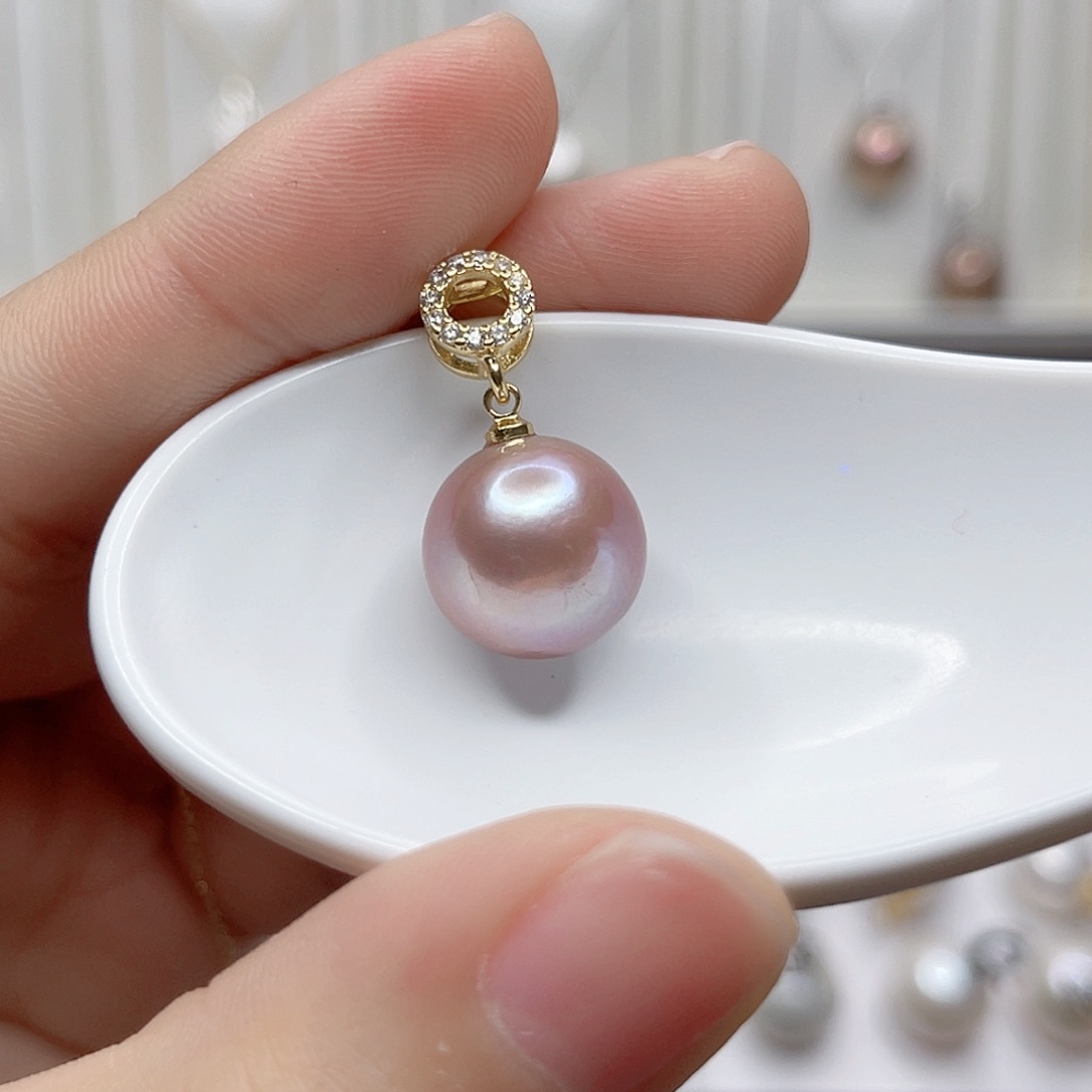 淡水珍珠吊坠(赠链)未镶嵌