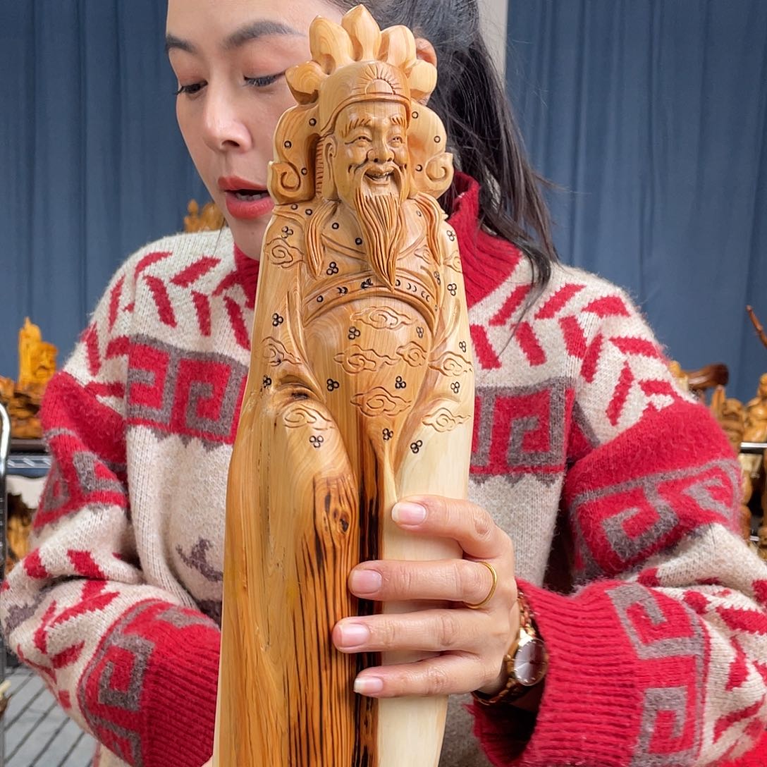 柏木（崖柏）随型艺术根雕