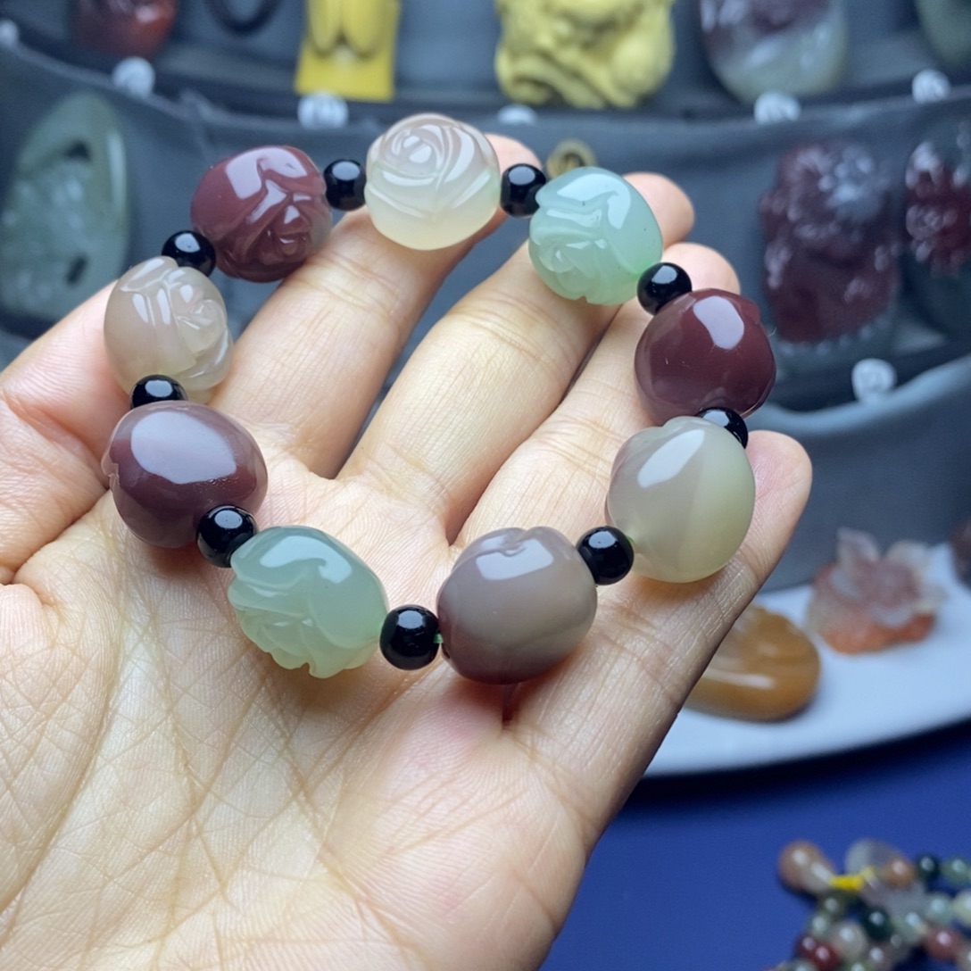 1***9玛瑙/玉髓未镶嵌吊坠(不含链)