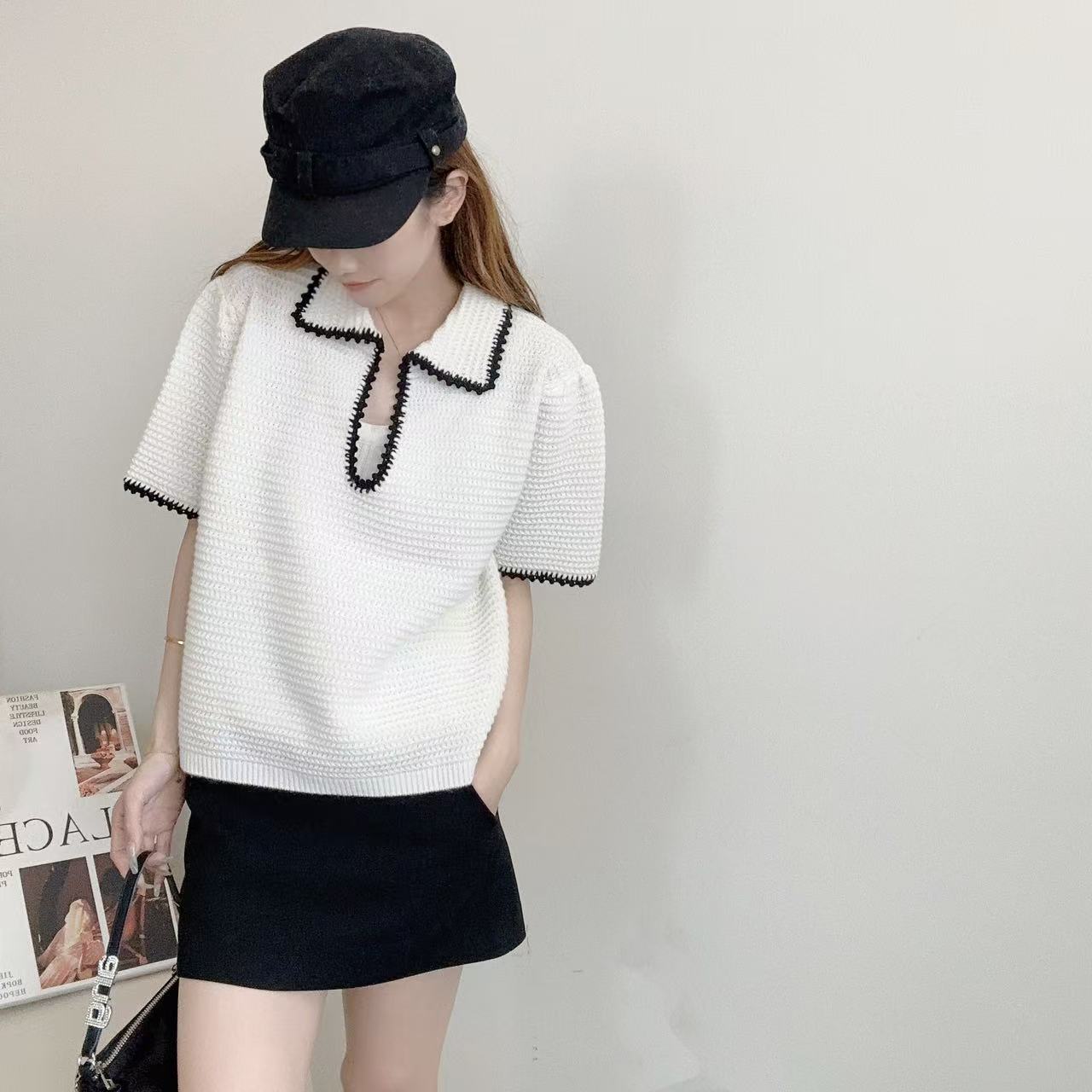 【俩月羊绒】轻奢250175-100山羊绒设计感撞色绞花翻领针织短袖