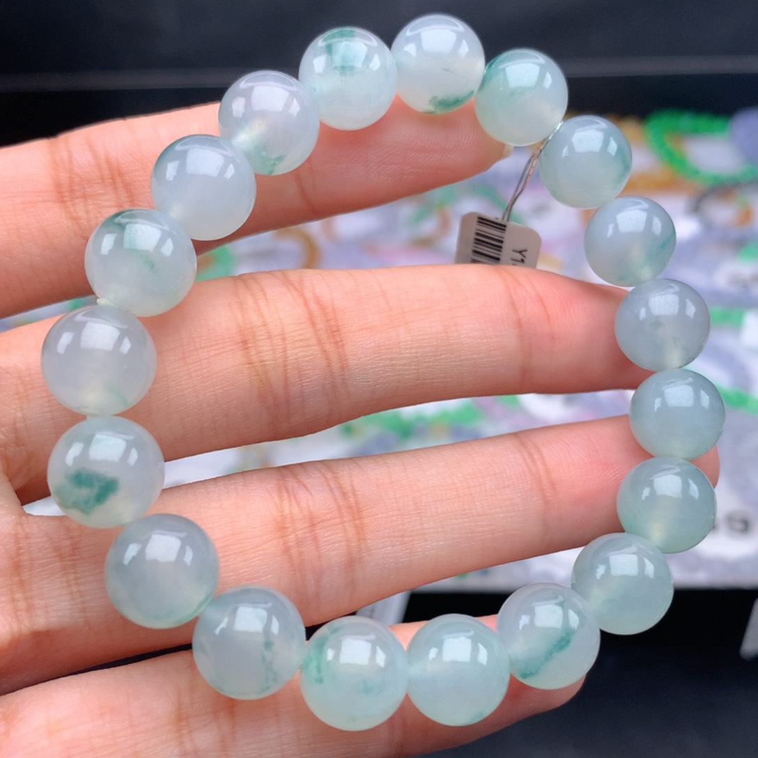 翡翠手链未镶嵌卡