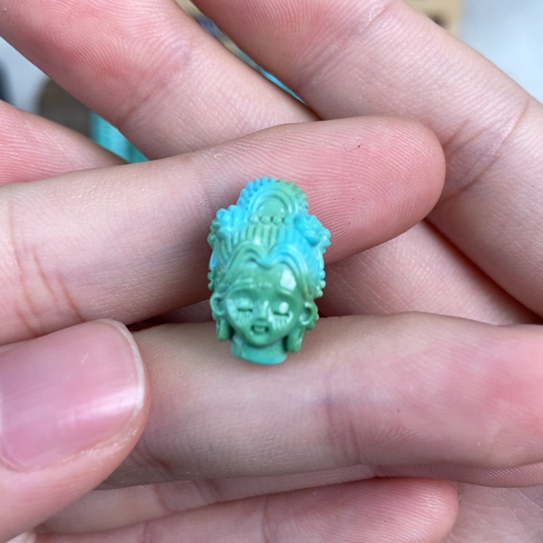 绿松石雕刻未镶嵌