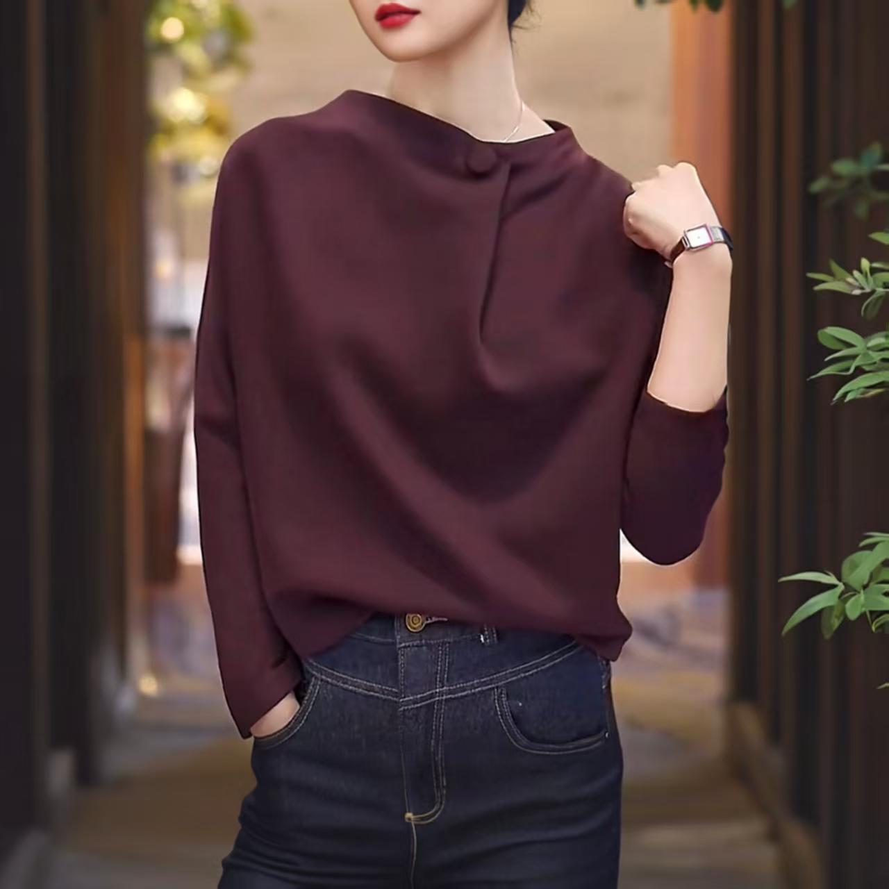 时尚秋季新款女简约长袖打底衫2025洋气宽松显瘦上衣女休闲卫衣