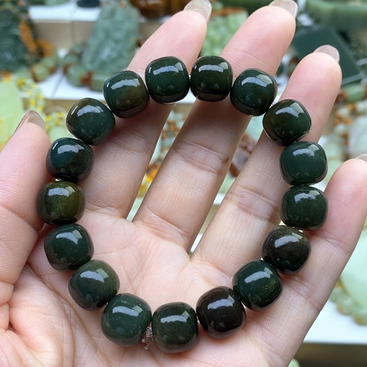 手串未镶嵌透闪石质玉