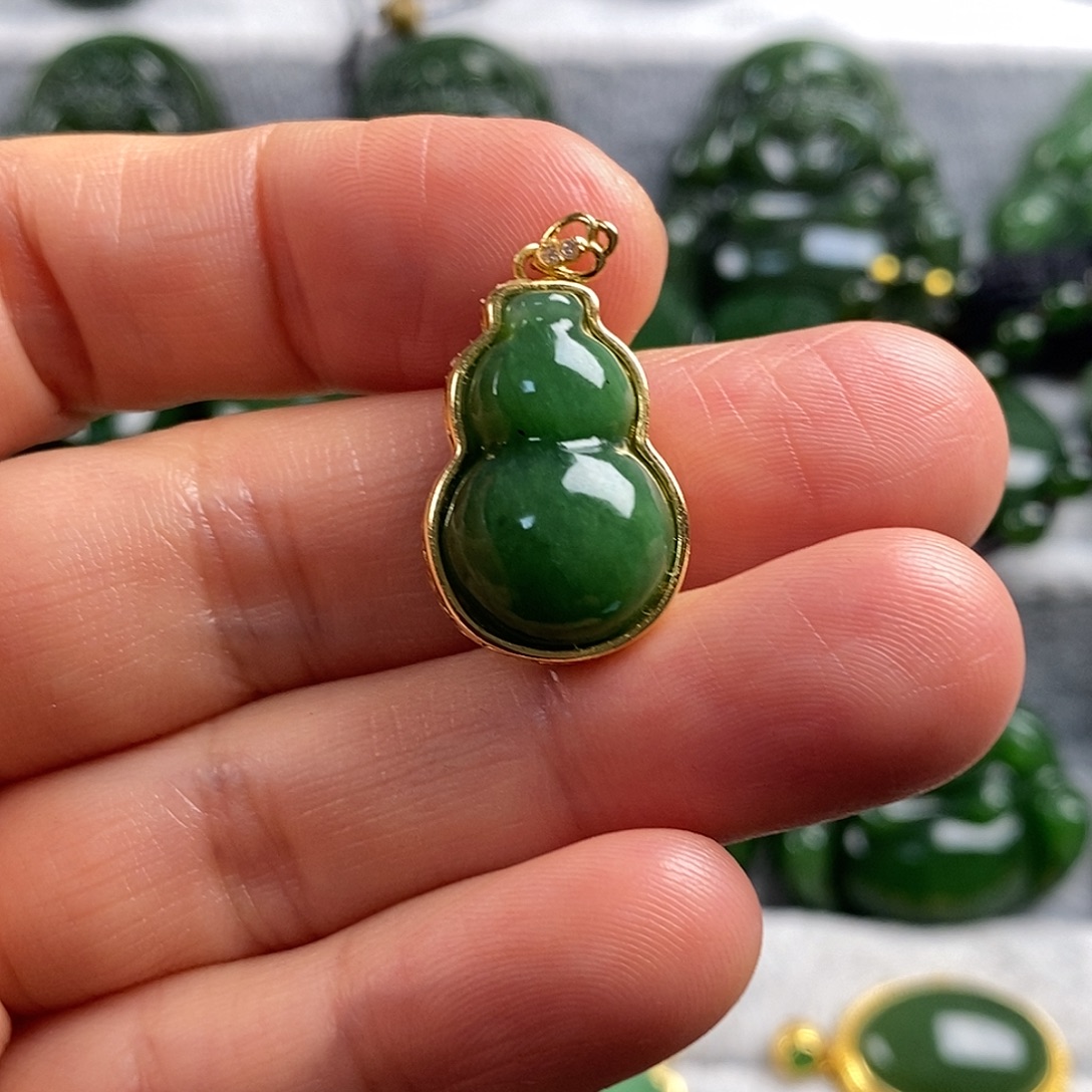 和田玉（碧玉）未镶嵌颈饰