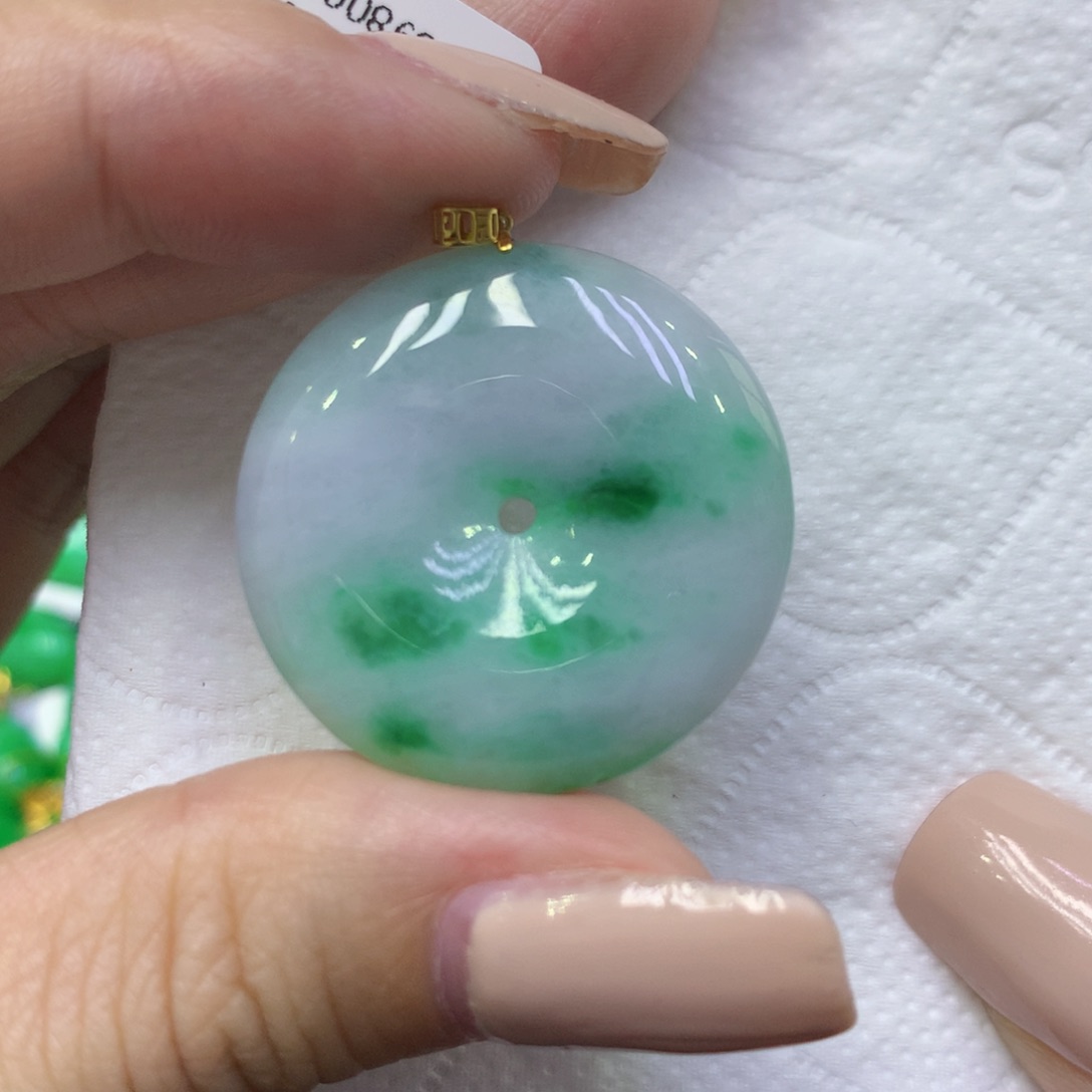 颈饰18K金镶嵌翡翠