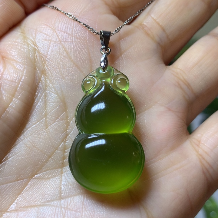 岫玉颈饰银S925镶嵌吊坠