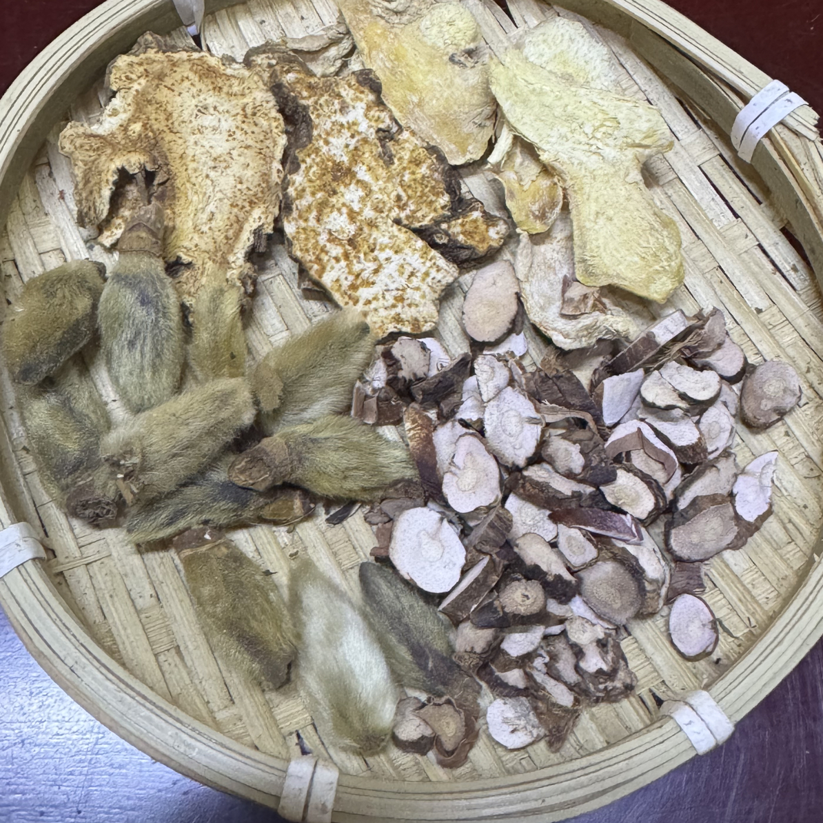 鼻通通~苍术辛夷花石菖蒲干姜