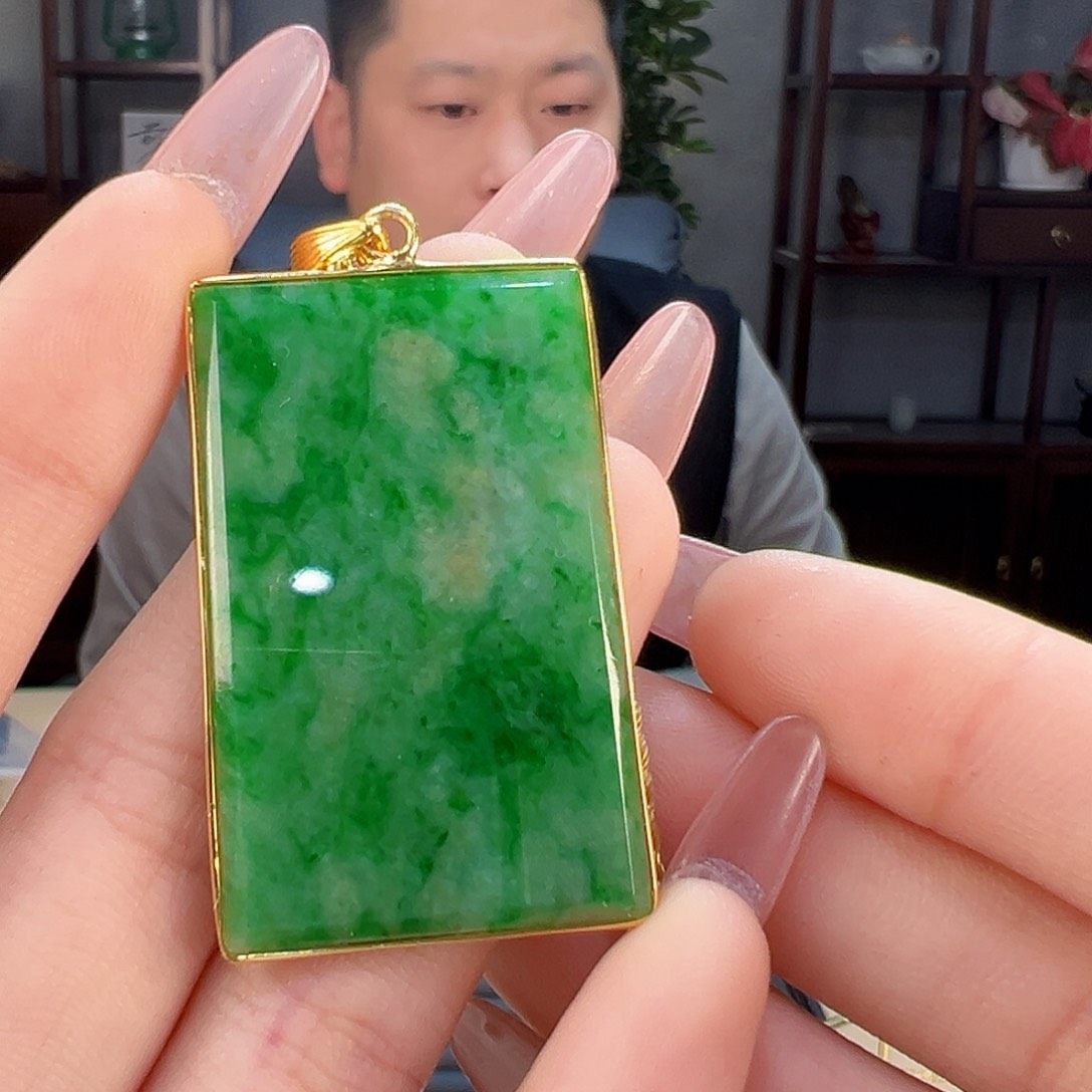 翡翠吊坠(赠链)银S925镶嵌吊坠49