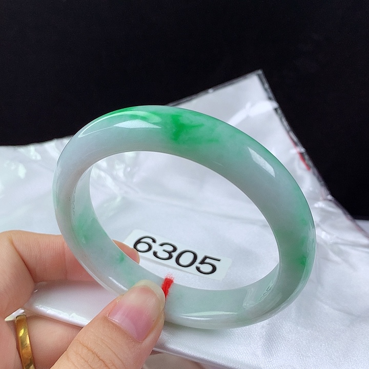 未镶嵌手镯翡翠57圈