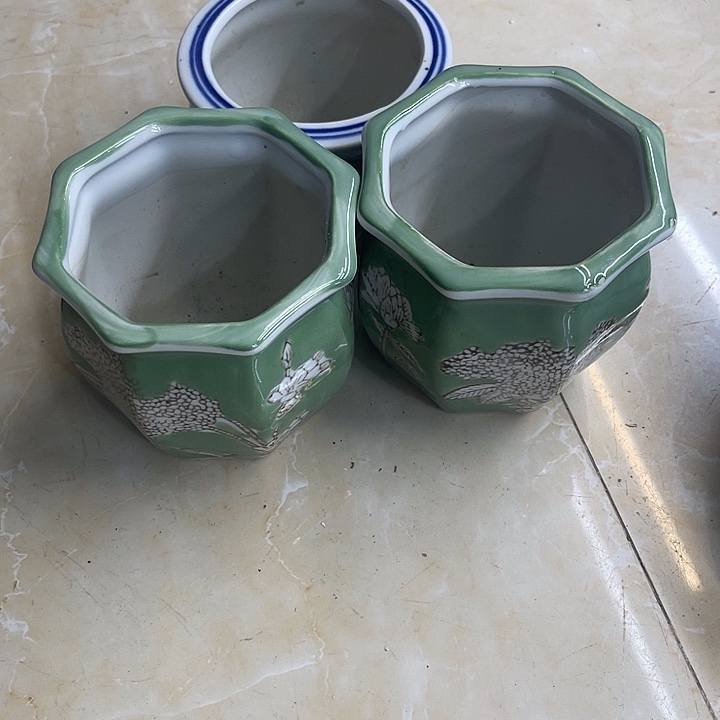 郑***上摆件陶瓷制品摆件…